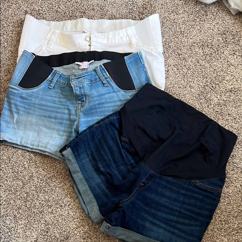 Trendy Trio of Maternity Shorts